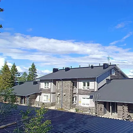 Naekoealahuoneisto 324 *