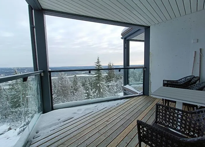 Naekoealahuoneisto 324 * Syöte